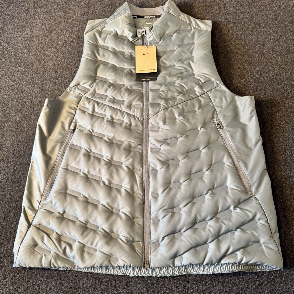 NIKE Therma-FIT ADV Repel Down Grey Running Vest FB7542-084 Mens Size M-Tall NWT